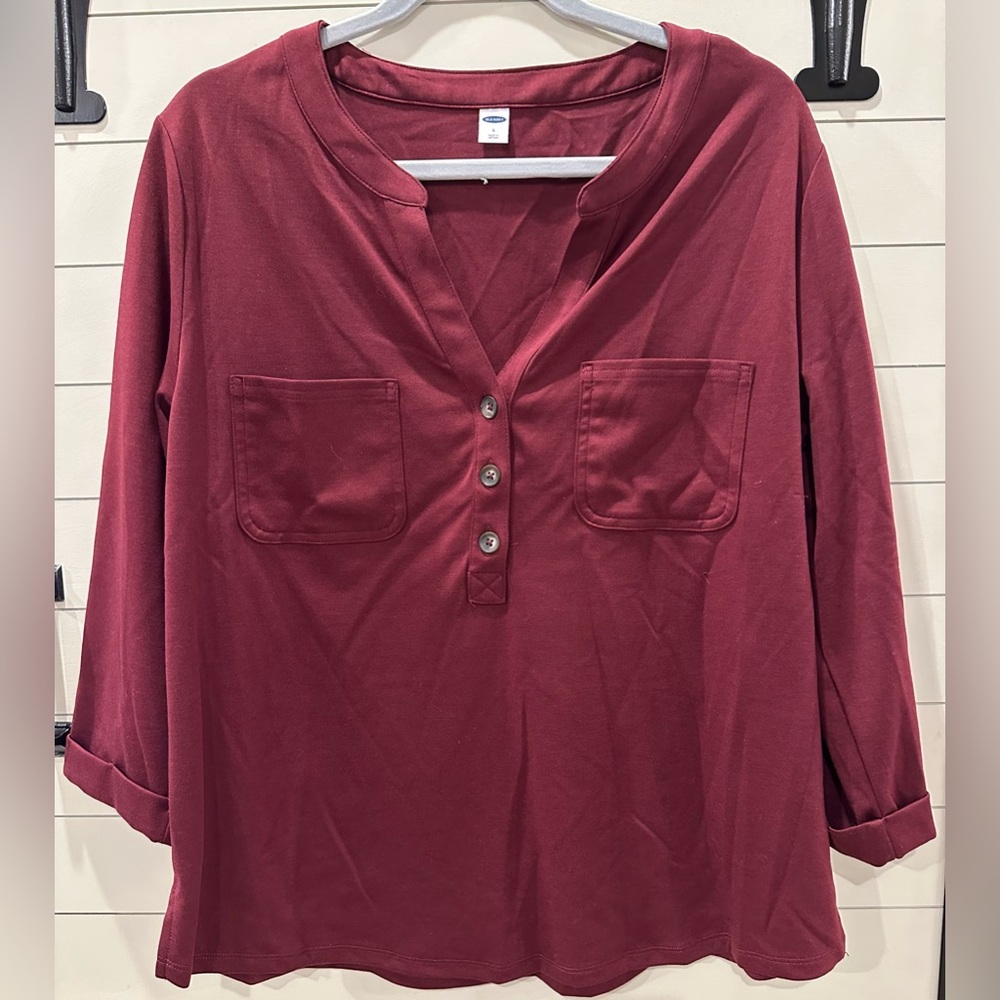 NWOT Old Navy Burgundy Top Size Large
